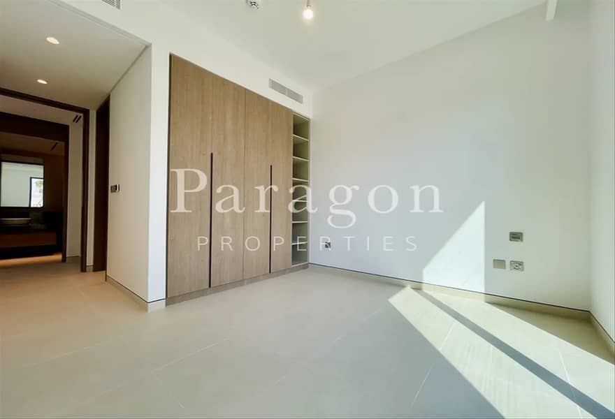 Open Kitchen with Appliances Upgraded Vastu