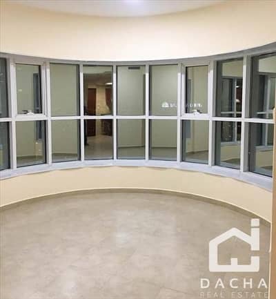 Large Studio w/partition w/parking 42K Large Studio w/partition w/parking 42K