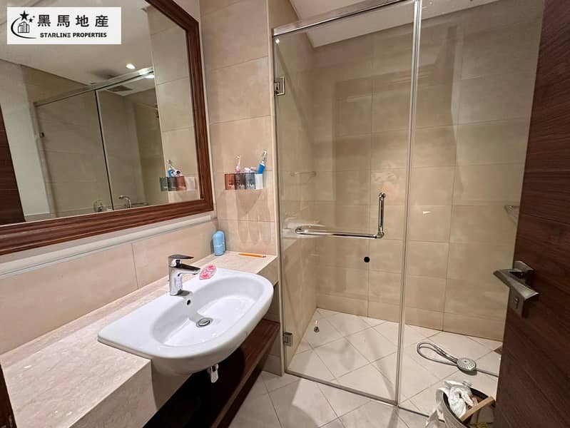 10 1dc36ebf-ad27-44fa-be66-f599d7d431d5. jpg