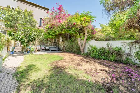 VACANT ON TRANSFER | BIG PLOT | QUIET LOCATION
