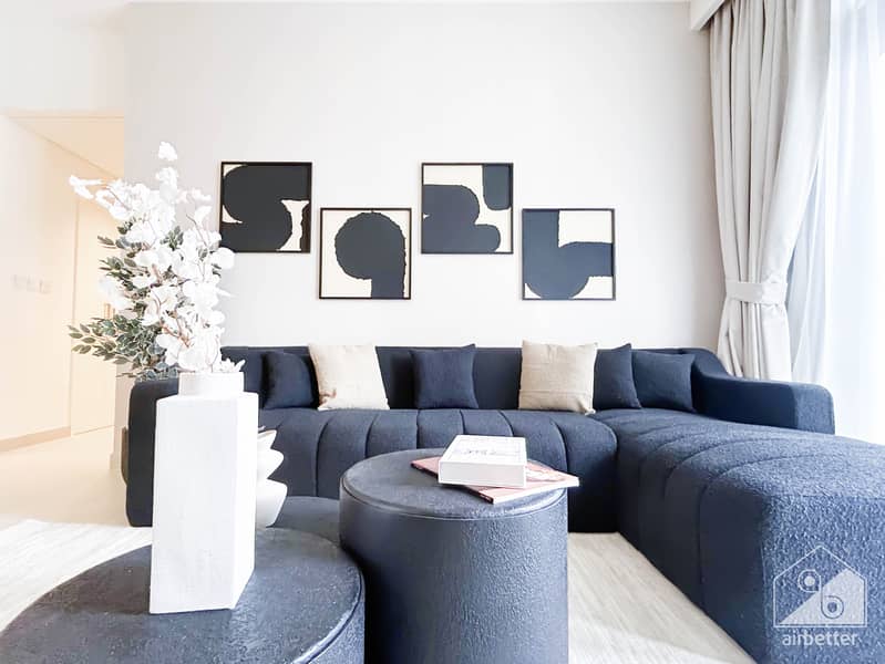 4 Crown Tower - 1707-Living-9. jpg