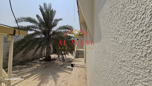 For sale villa in the most prestigious place in Sharjah in Halwan area