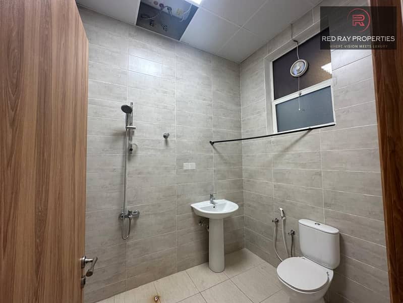 28 91912ae6-7095-48fc-8fb8-fde2c505eb54. jpg