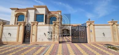 luxurious villa double story available for rent