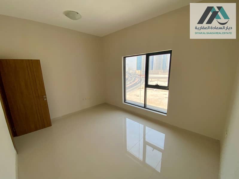 Two rooms and a hall for rent in a strategic location, the first