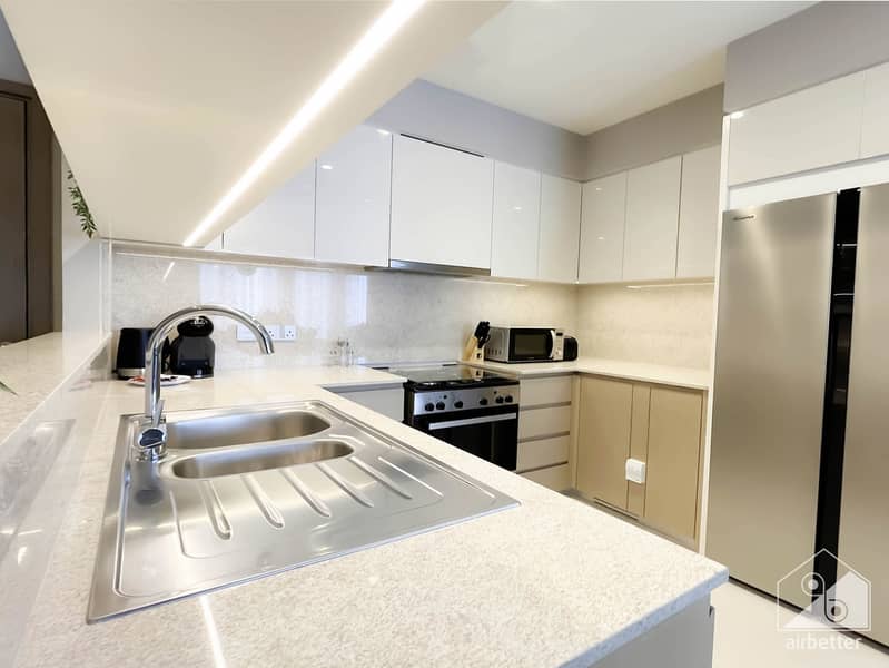 11 Burj Royale 3402- Kitchen-1. jpg