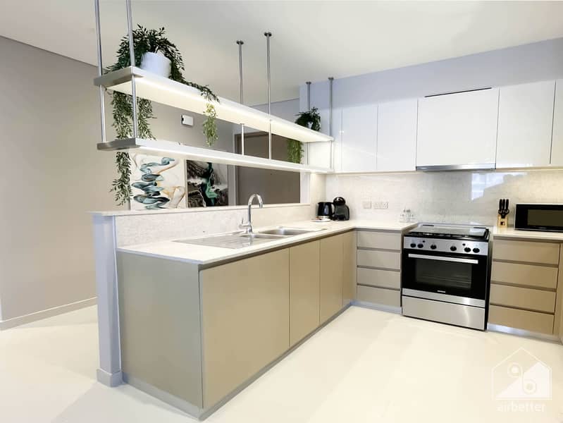 12 Burj Royale 3402- Kitchen-2. jpg