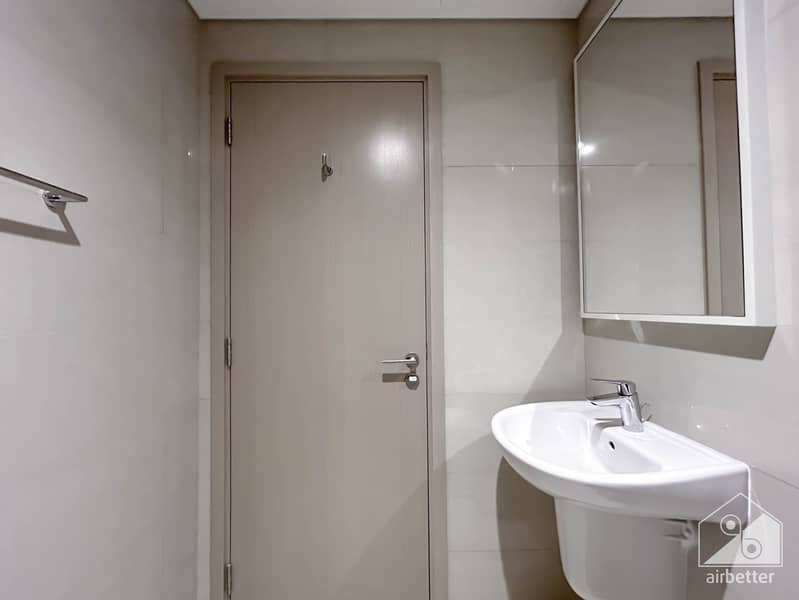 40 Burj Royale 3402- WC1-2. jpg