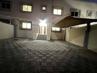 THIS VILLA IN OFFER VERY NICE SEPARATE FULL VILLA 4 BHK AVAILABLE IN MBZ CITY 140K PRIVATE FULL VILLA