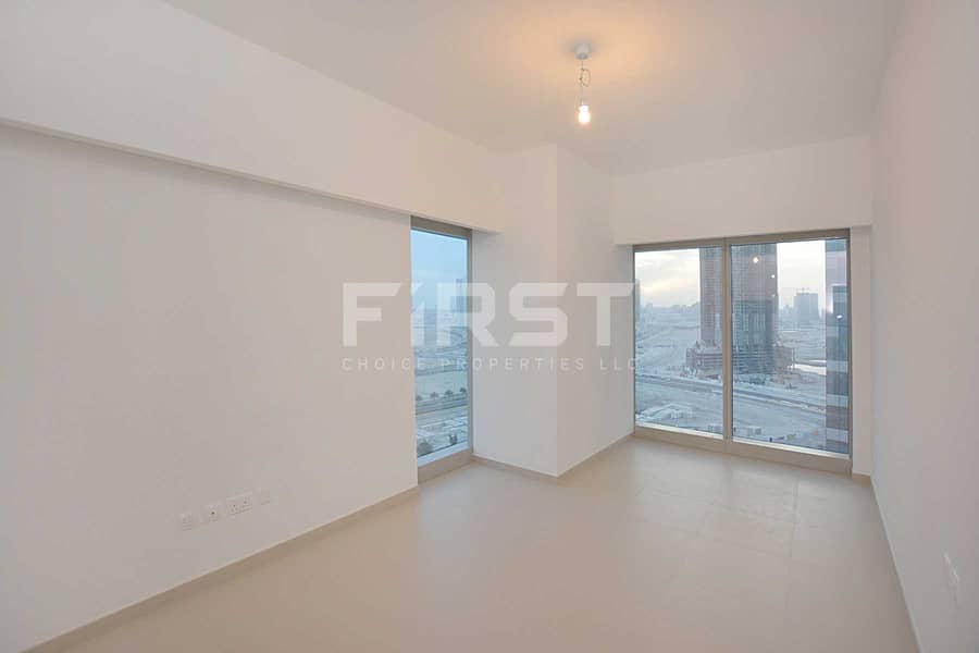 7 Internal Photo of 2 Bedroom Apartment in The Gate Tower Shams Abu Dhabi Al Reem Island Abu Dhabi UAE (13). jpg