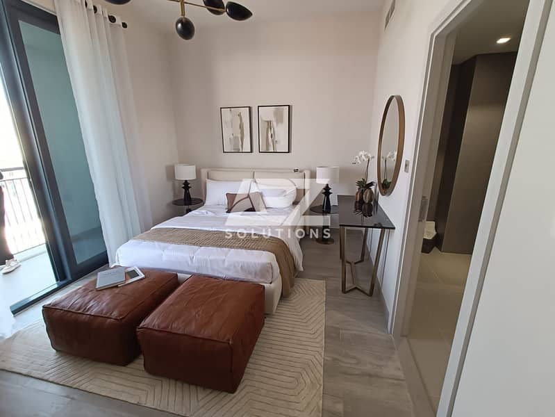 6 Bed 111. jpg