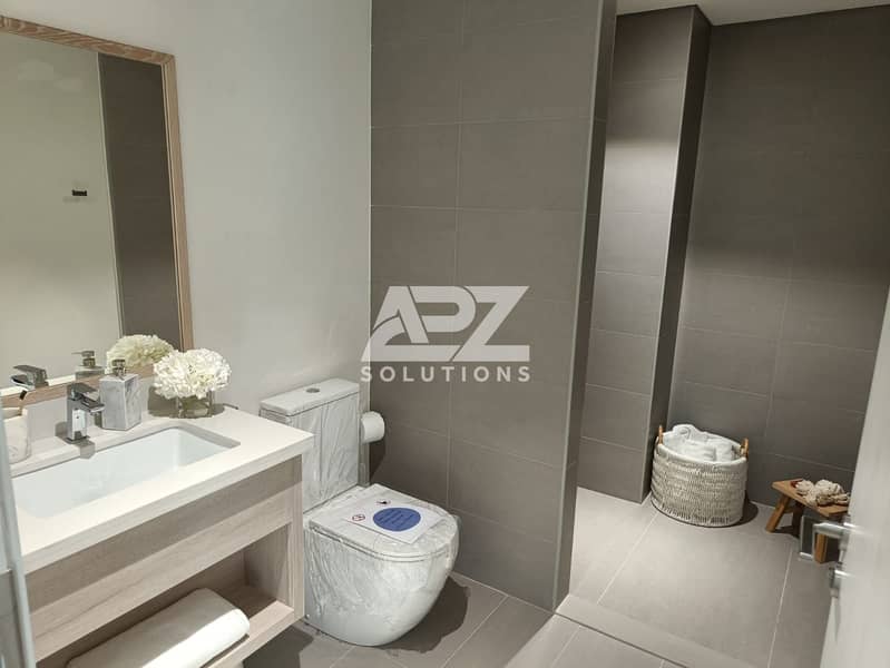 10 Bed wash room. jpg