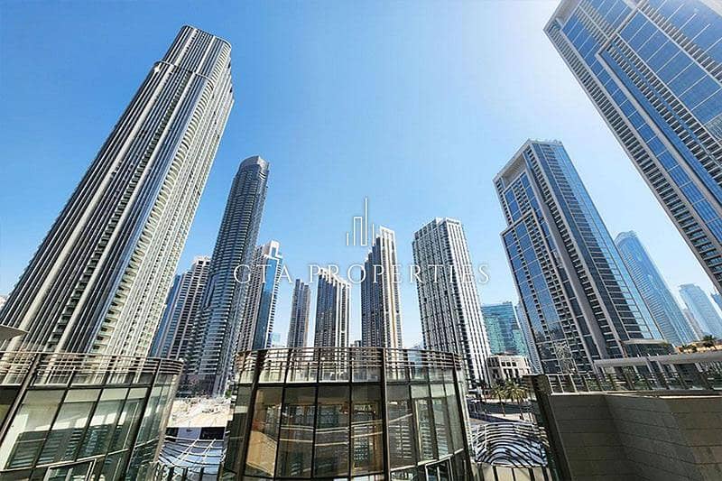 Spacious | Close to Burj Park | Opera View Spacious | Close to Burj Park | Opera View