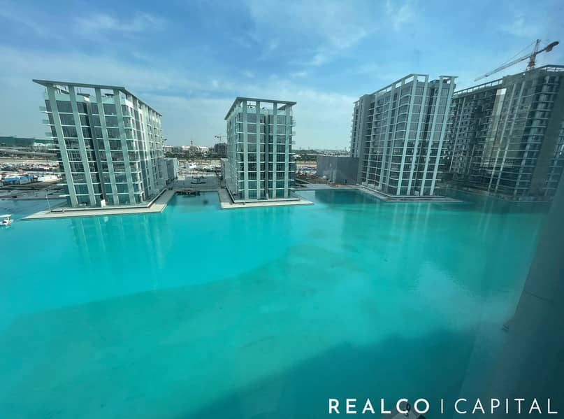Lagoon Front view | Fully Equipped | 3 Bedroom Lagoon Front view | Fully Equipped | 3 Bedroom