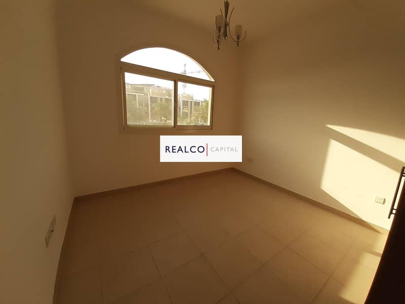 10 PARK FACING! THE ONLY G+1! 3BR+MAIDS VILLA!
