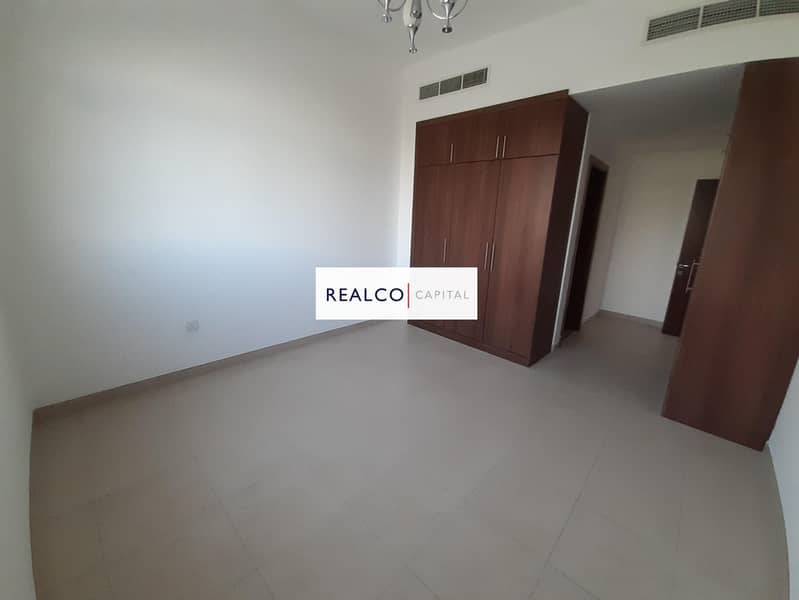 11 PARK FACING! THE ONLY G+1! 3BR+MAIDS VILLA!