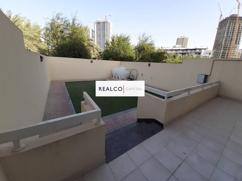 14 PARK FACING! THE ONLY G+1! 3BR+MAIDS VILLA!