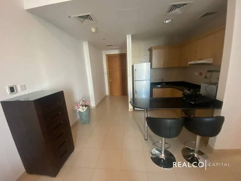 6 Amazing 1 Bedroom | Lower Floor | Ready to Move