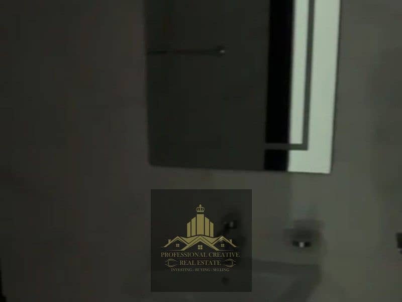 13 c8b690f4-7d0d-436c-9770-e66e46d6840c_copy_800x600. jpeg
