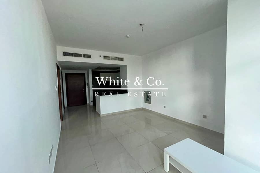 位于朱美拉环形村(JVC)，JVC第11区，都市公寓 1 卧室的公寓 69999 AED - 10044990