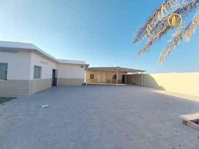 Hott offer!Spacious 4bedroom villa Hall majlis maid inside ac coved parking al jazzat sharjah