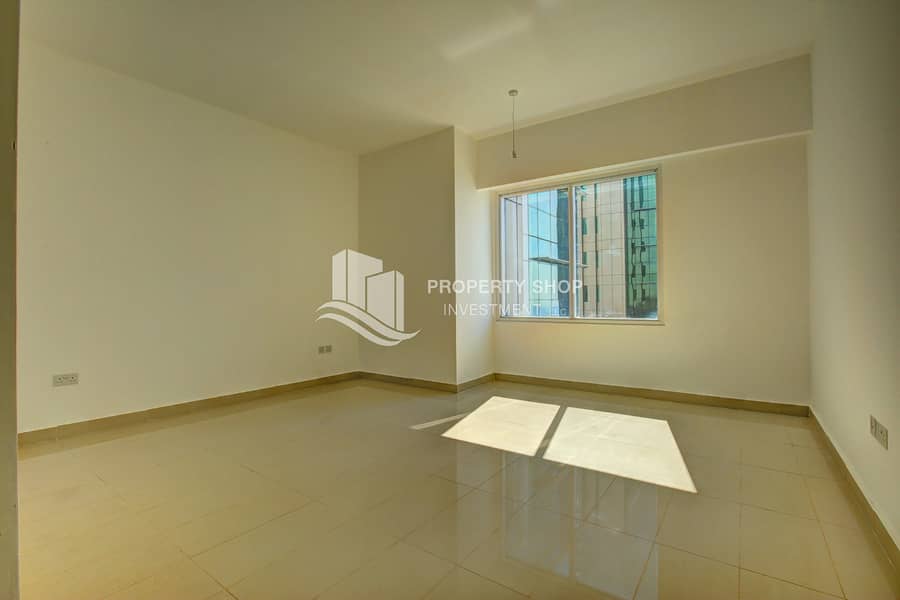 8 4-br-apartment-abu-dhabi-al-reem-island-marina-square-mag-5-residences-bedroom-3. JPG