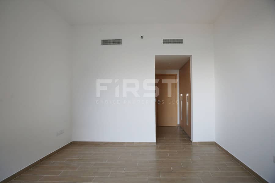 9 Internal Photo of 2 Bedroom + 1 in Mayan Yas Island Abu Dhabi UAE  (6). jpg