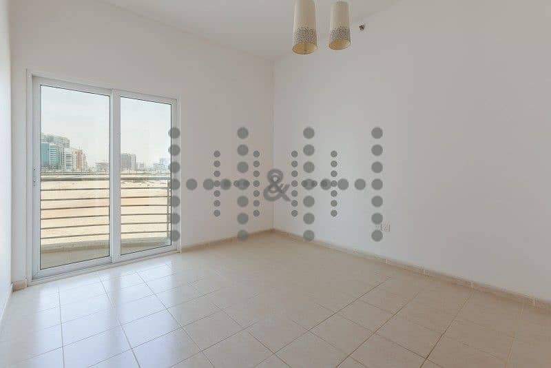 3 Best Price 2 BR with One Month Rent Free