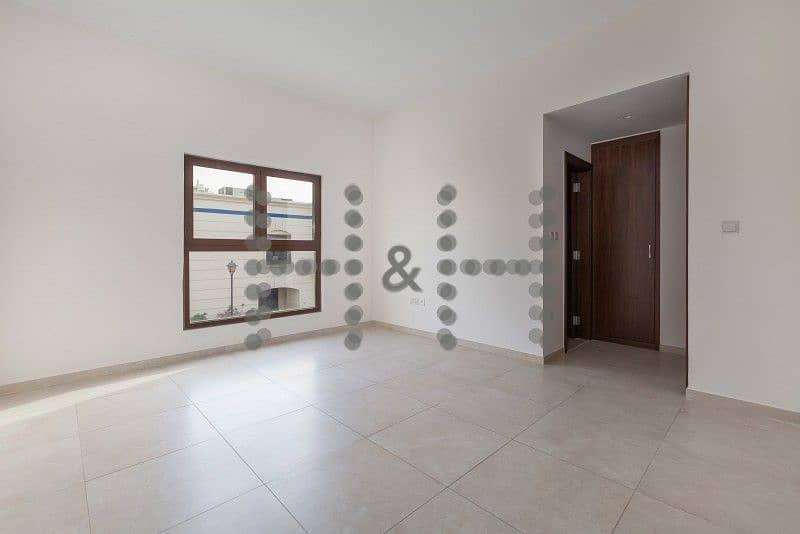3 Upgraded Villa  with Pool -Limited time Offer
