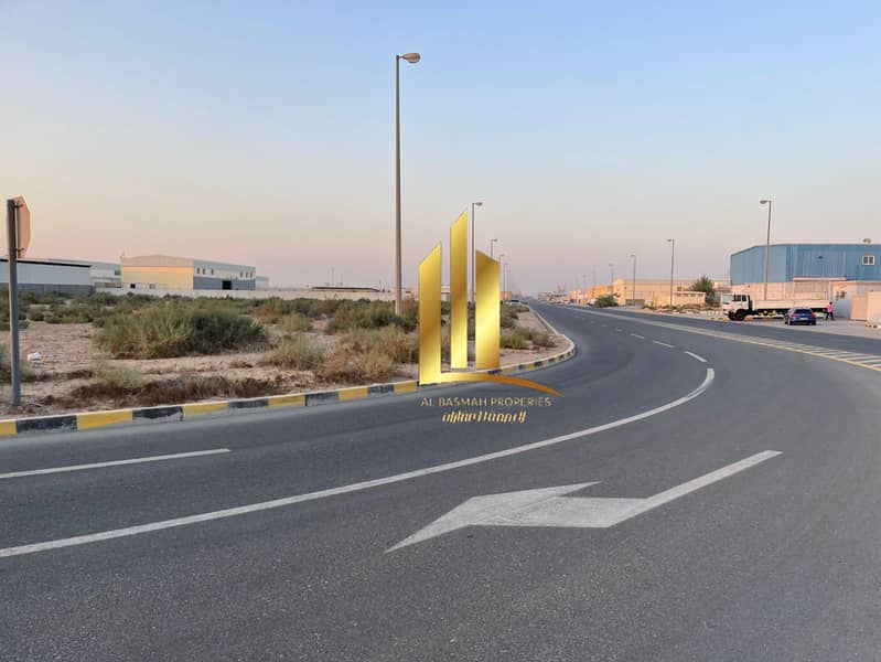 For sale, commercial and residential corner land in Sharjah, Al Falah