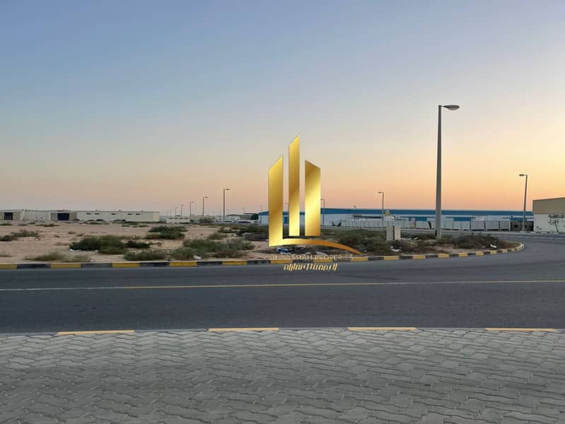 For sale, commercial and residential corner land in Sharjah, Al Falah