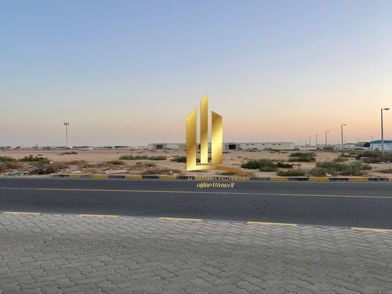 For sale, commercial and residential corner land in Sharjah, Al Falah