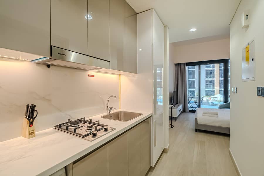 12 7RV04907-HDR. jpg