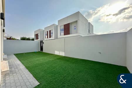 4 Bedroom Villa for Rent in Dubailand, Dubai - Corner Plot | Landscaped | Vacant