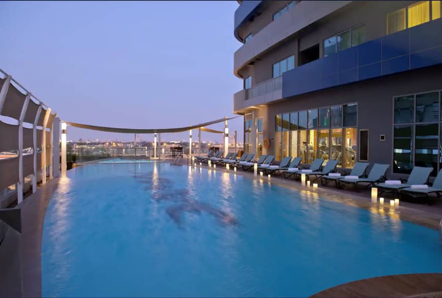 28 maison pool 3. jpg