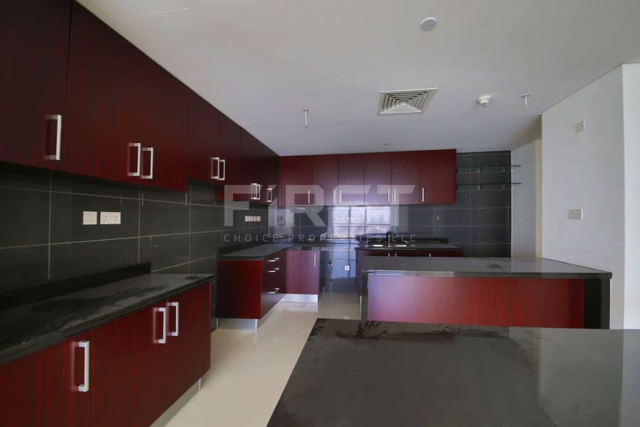 10 Internal Photo of 4 Bedroom Apartment in MAG 5 Marina Square Al Reem Island Abu Dhabi UAE (7). jpg