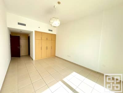 Spacious | Closed Kitchen | Ready to Move In