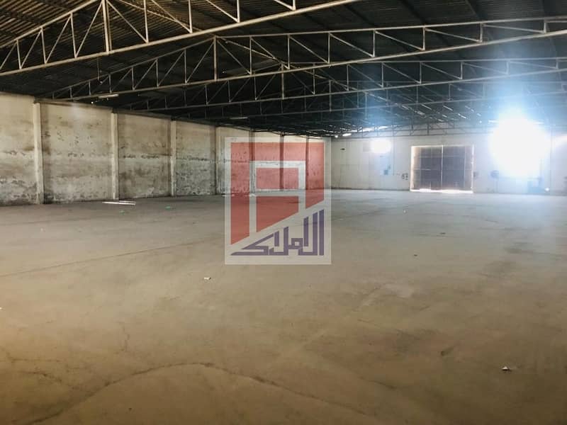 Big Yard with one warehouse available in Sanaiya Big Yard with one warehouse available in Sanaiya