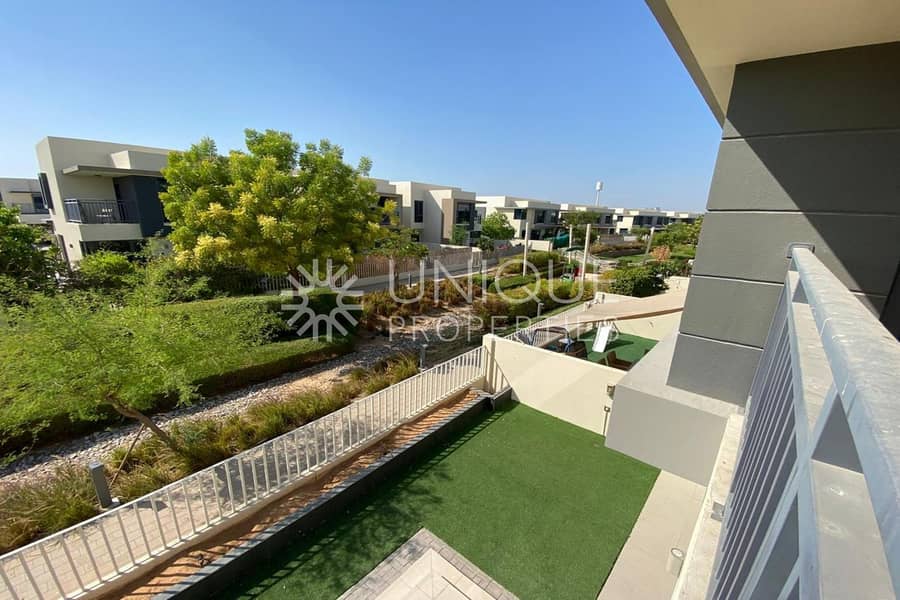 EXCLUSIVE | ON GREENBELT | READY TO MOVE EXCLUSIVE | ON GREENBELT | READY TO MOVE