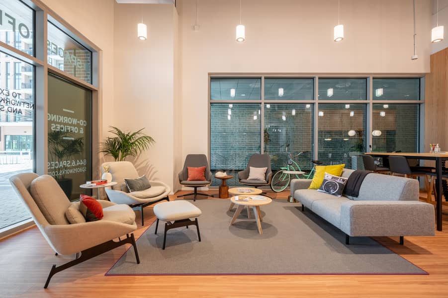 5 Spaces Greenville Falls Tower 4894 Greenville USA Business Lounge. jpg
