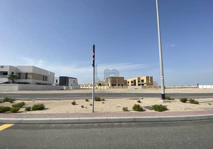 FACING LARGEST PARK IN COMMUNITY PLOT