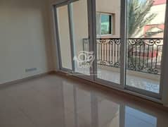 فیلا في شارع الخليج العربي،البطين 6 غرف 250000 درهم - 10070298