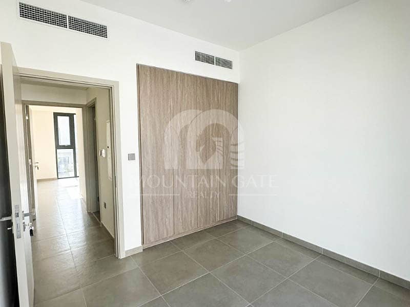 Spruce Layout | Brand New | Near Amenities Spruce Layout | Brand New | Near Amenities