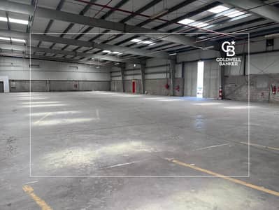 Warehouse for Rent in Al Quoz, Dubai - CAR SHOWROOM | GLASS FACADE | PRIME LOCATION