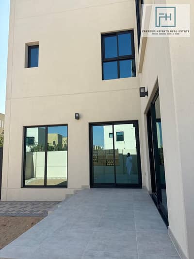 CORNER UNIT | 3 bedrooms | beautiful designed | for sale | Sustainable City