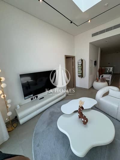 Curated visual reference: Visual Reference: 4 Bedroom Villa With Luxurious Finishes Spacious Areas And Complete