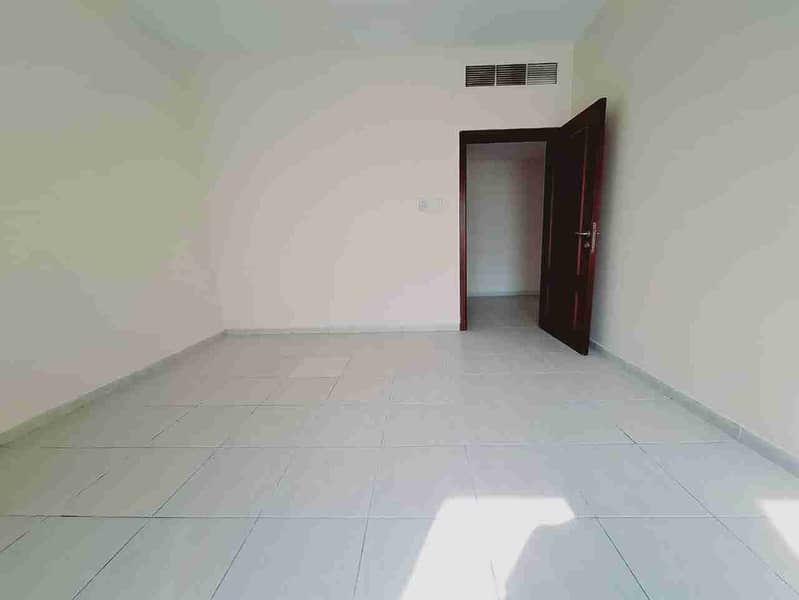 No Deposit 🎇 2BHK Central AC Fitted Wardrobe Prime Location