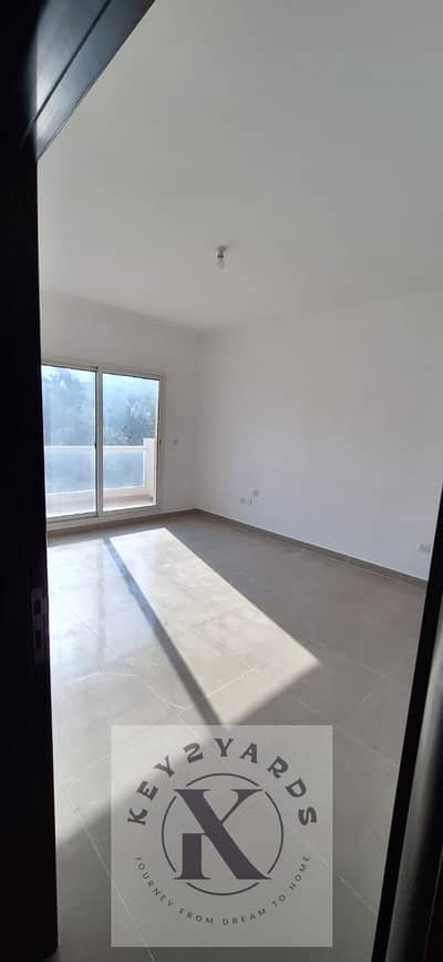 Sale: Spacious 4-Bedroom Townhouse in Al Reef Villas
