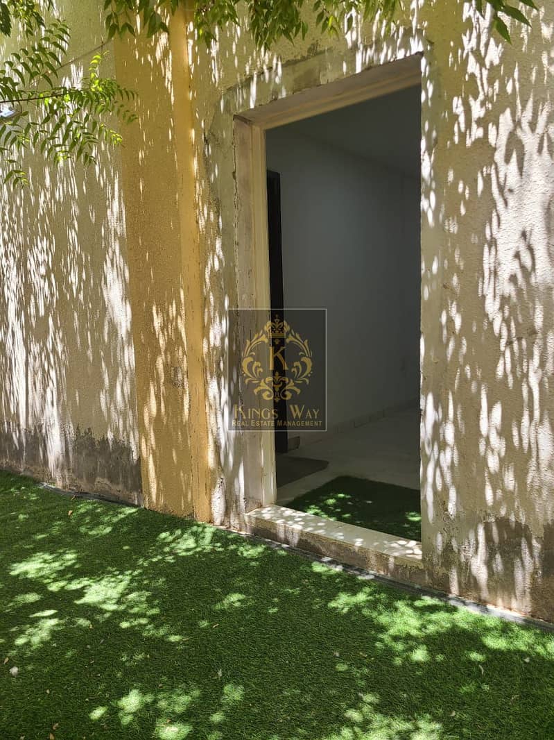 HOT DEAL! FURNISHED STUDIO! WITH SEPARATE KITCHEN! AVAILABLE AT GROUND