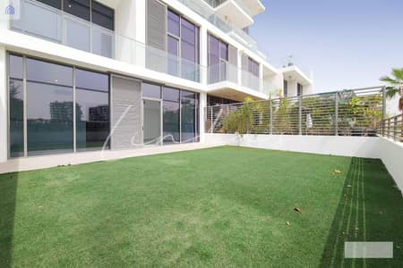 Golf View | High Ceilings | Immaculate condition